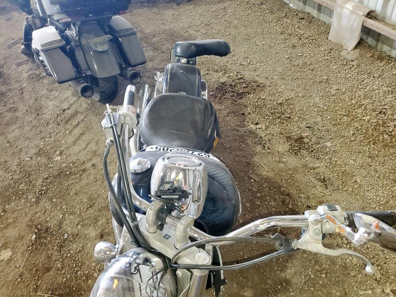 2006 Suzuki Boulevard VIN JS1VS55A762101428 COPART salvage auction — ALL OVER, Tx - Salvage Vehicle Title, sold $225 on 2026-07-09 (photo 5)