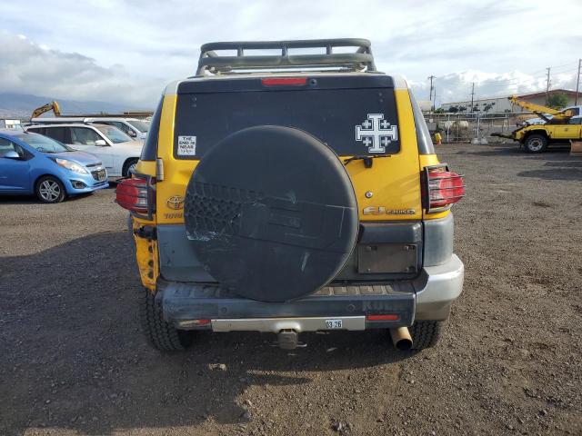2007 Toyota Fj cruiser VIN JTEBU11FX70052800 COPART salvage auction — REAR END, Hi - Certificate Of Salvage, sold $550 on 2026-07-27 (photo 6)