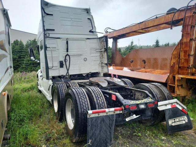 2023 Volvo Vn VIN 4V4NC9EH5PN340925 COPART salvage auction — ROLLOVER, Salvage Title, sold $12,800 on 2026-07-16 (photo 3)