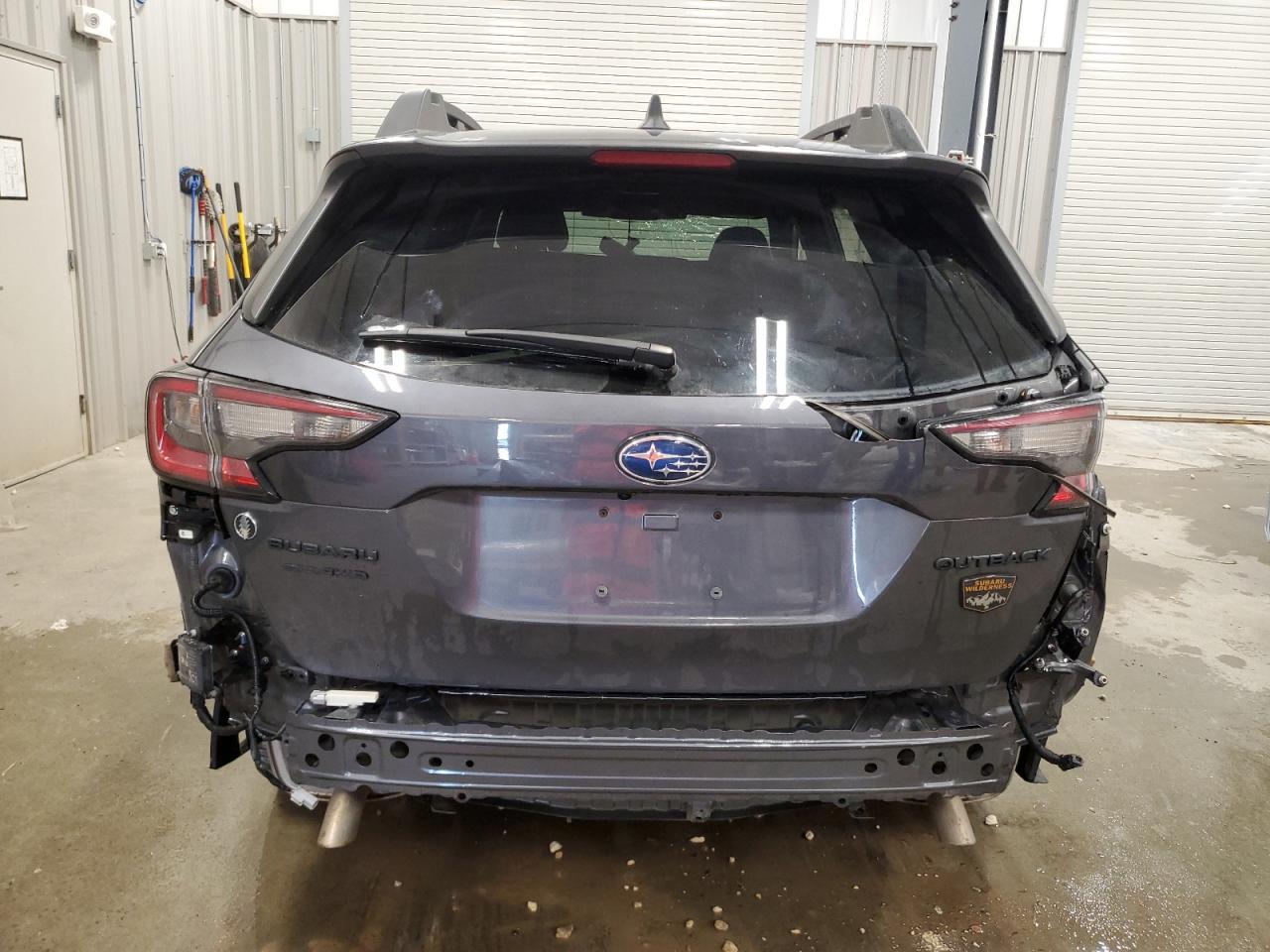 2024 Subaru Outback VIN 4S4BTGUD4R3217385 COPART salvage auction — Side, CO - SALVAGE TITLE, sold $4,050 on 2026-06-24 (photo 6)