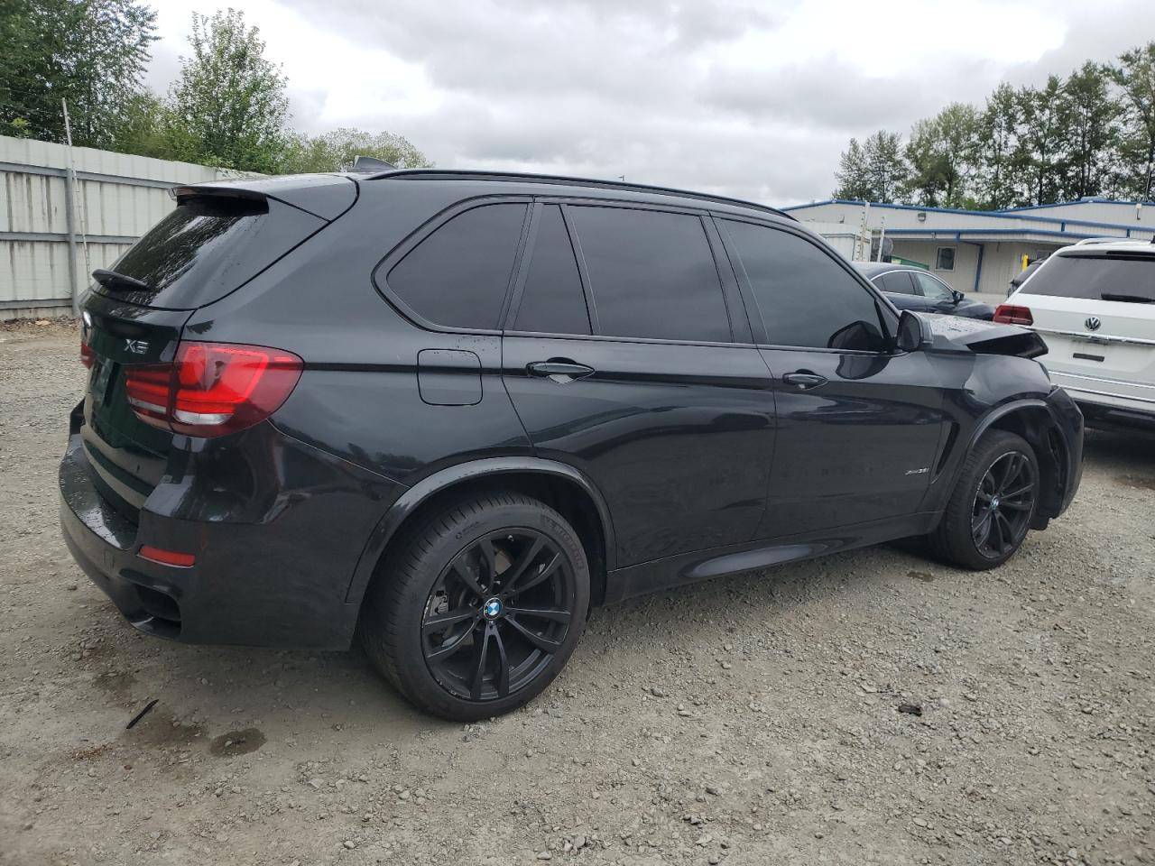 2017 BMW X5 VIN 5UXKR0C55H0U49867 COPART salvage auction — Front End, Salvage Title, sold $13,600 on 2024-08-27 (photo 3)