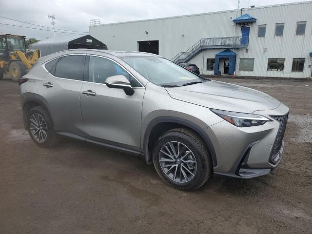 2025 Lexus Nx 450h lu VIN JTJHKCFZ4S2058590 COPART salvage auction — VANDALISM, Qc - Gravement Accidente, sold $10,700 on 2026-07-28 (photo 4)