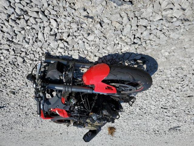 2022 Ducati Panigale VIN ZDMDAGWW3NB001128 COPART salvage auction — ROLLOVER, Ky - Bill Of Sale/Part Only/No Titl, sold $950 on 2026-07-23 (photo 2)