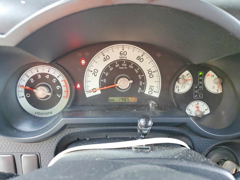 2007 Toyota Fj cruiser VIN JTEBU11F970008013 COPART salvage auction — ROLLOVER, FL - CERT OF TITLE SLVG REBUILDABLE, sold $1,150 on 2026-07-21 (photo 9)