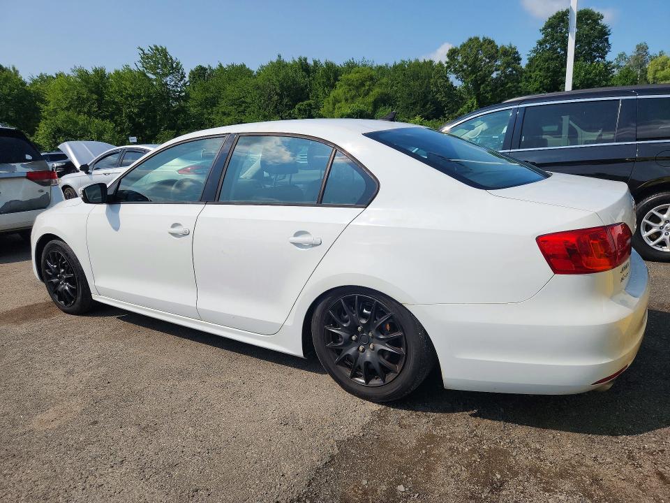 2014 Volkswagen Jetta VIN 3VWD17AJXEM294572 COPART salvage auction — MINOR DENT/SCRATCHES, Ma - Certificate Of Title (P), sold $1,100 on 2026-08-17 (photo 2)