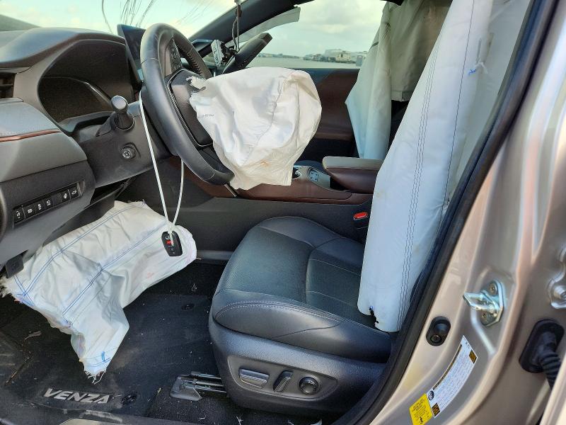2024 Toyota Venza VIN JTEAAAAH6RJ155893 COPART salvage auction — FRONT END, TX - SALVAGE VEHICLE TITLE (P), sold $3,750 on 2026-07-09 (photo 7)