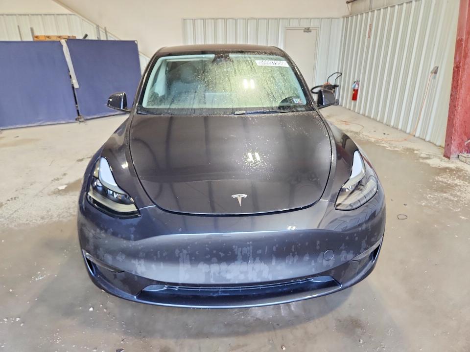 2025 Tesla Model y VIN 7SAYGDEE9SF318510 COPART salvage auction — SIDE, Pa - Cert Of Title, sold $16,800 on 2026-07-30 (photo 5)