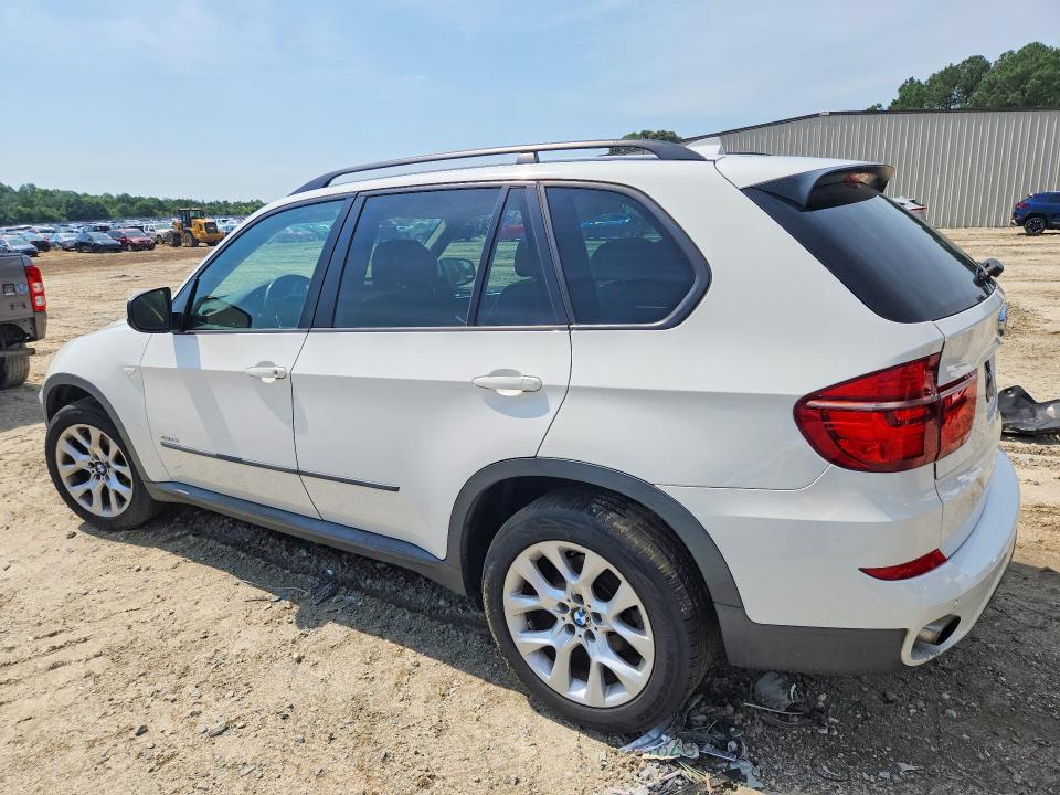 2012 BMW X5 VIN 5UXZV4C55CL757310 COPART salvage auction — NORMAL WEAR, Md - Certificate Of Title, sold $250 on 2026-07-28 (photo 2)
