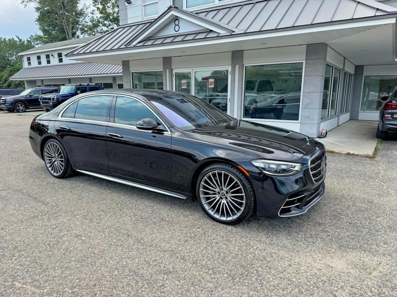 2022 Mercedes-benz S class VIN W1K6G6DB8NA143984 COPART salvage auction — MINOR DENT/SCRATCHES, MA - CERTIFICATE OF TITLE (P), sold $42,750 on 2026-08-06 (photo 1)