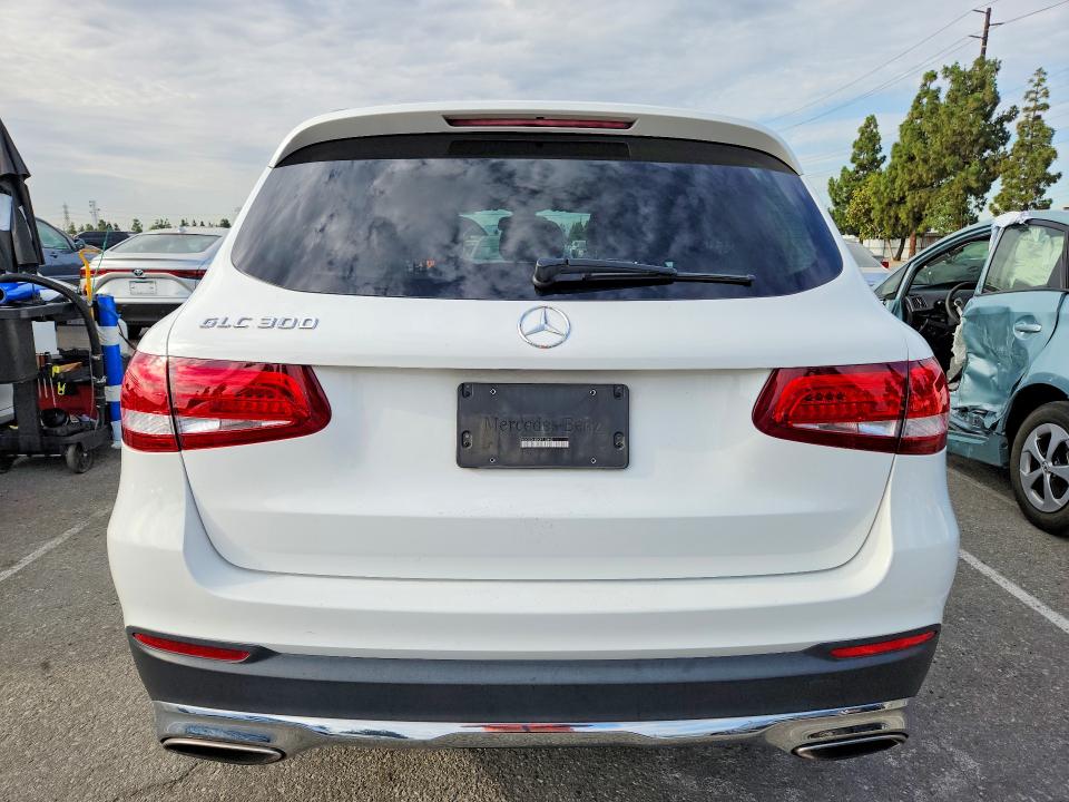 2016 Mercedes-benz Glc class VIN WDC0G4JB2GF113842 COPART salvage auction — MINOR DENT/SCRATCHES, Ca - Dis/Dlr/Exp Only Clean Title, sold $6,500 on 2026-07-27 (photo 6)