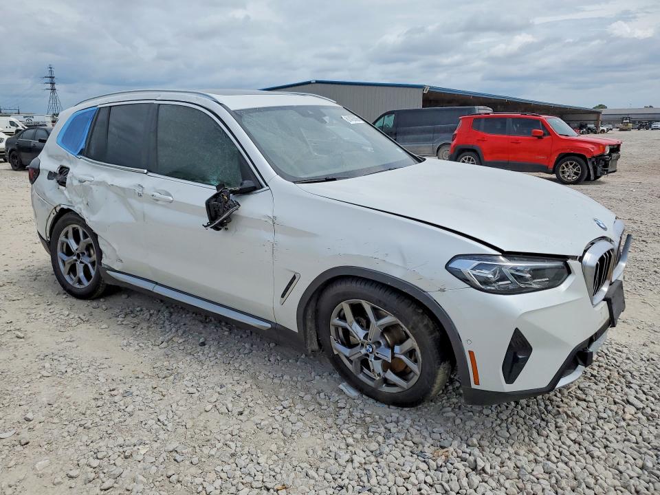 2024 BMW X3 VIN 5UX43DP00R9V22558 COPART salvage auction — ROLLOVER, TX - SALVAGE VEHICLE TITLE, sold $9,700 on 2026-07-31 (photo 4)