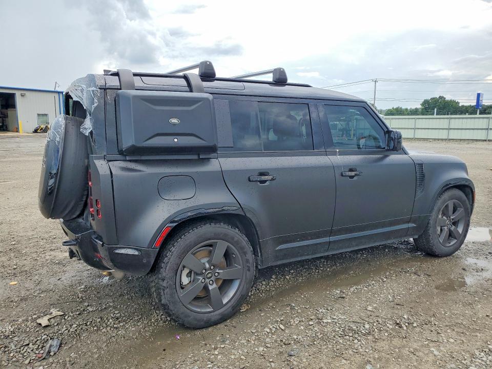 2025 Land rover Defender VIN SALE27EU3S2370041 COPART salvage auction — REAR END, AR - CERT OF TITLE-SALVAGE, sold $49,750 on 2026-08-19 (photo 3)