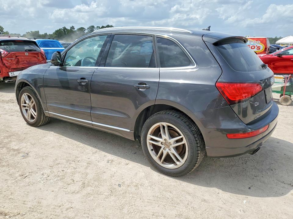 2014 Audi Q5 VIN WA1LFAFP1EA076246 COPART salvage auction — MINOR DENT/SCRATCHES, TX - DEALER ONLY CLEAN TITLE (P), sold $1,700 on 2026-07-31 (photo 2)