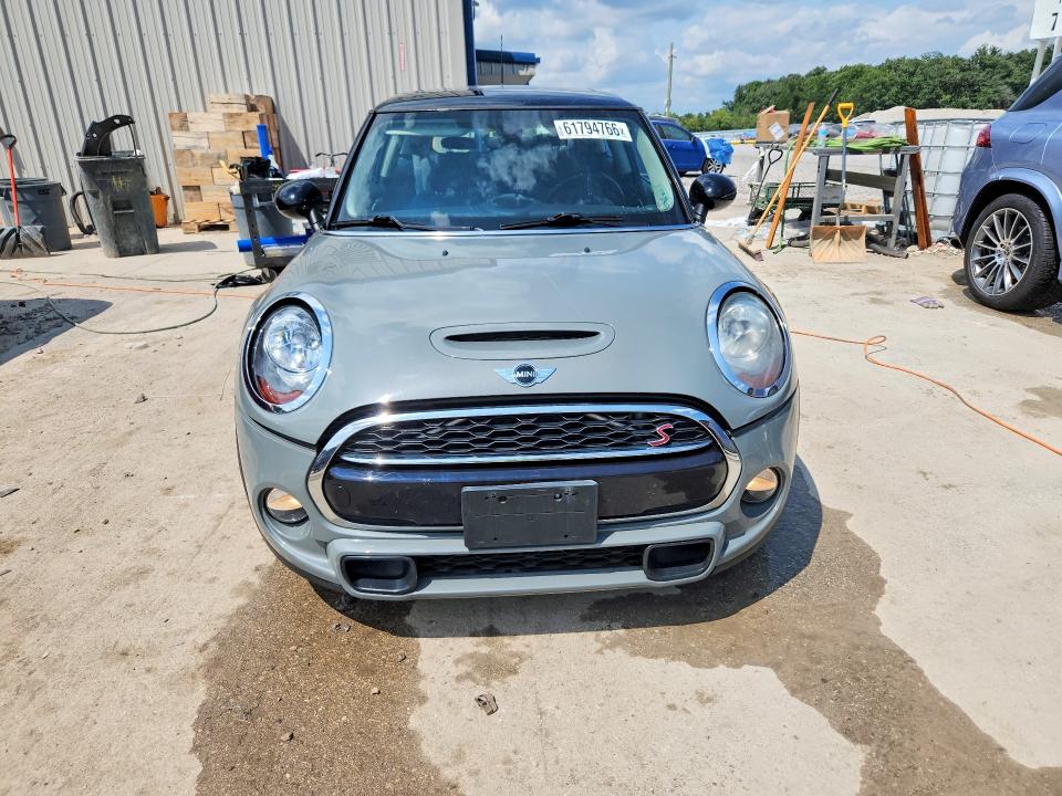 2015 Mini Cooper VIN WMWXP7C51F2A34651 COPART salvage auction — REAR END, WI - CERTIFICATE OF TITLE, sold $1,100 on 2026-08-10 (photo 5)