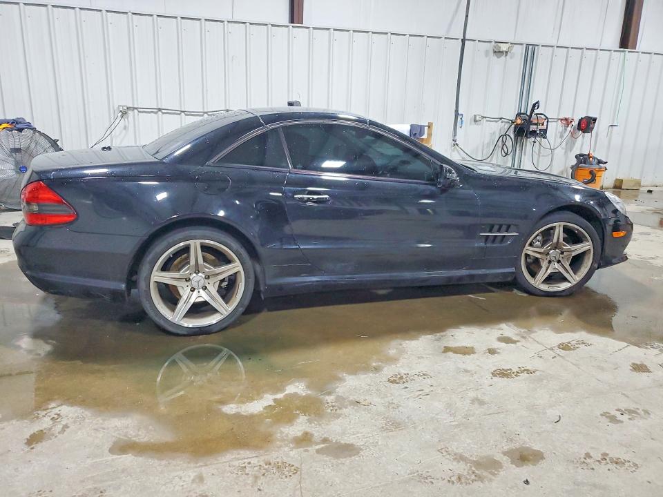 2009 Mercedes-benz Sl-klasse VIN WDBSK71F19F152781 COPART salvage auction — INTERIOR BURN, Co - Public - Salvage Title, sold $7,800 on 2026-08-12 (photo 3)