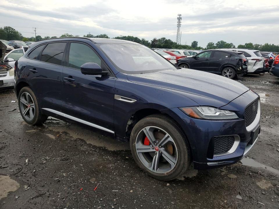 2017 Jaguar F-pace VIN SADCM2BV9HA499266 COPART salvage auction — FRONT END, VA - CERTIFICATE OF TITLE, sold $2,500 on 2026-07-15 (photo 4)