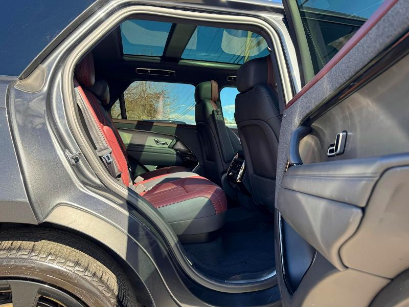 2023 Land rover Range rover sport VIN SAL1L9FU3PA109303 COPART salvage auction — MINOR DENT/SCRATCHES, Mt - Certificate Of Title (P), sold $53,500 on 2026-07-27 (photo 6)