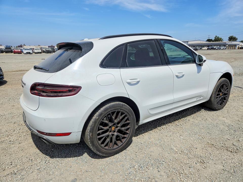 2017 Porsche Macan VIN WP1AG2A55HLB53729 COPART salvage auction — FRONT END, Ca - Dis/Dlr/Exp Only Clean Title (P), sold $125 on 2026-07-28 (photo 3)