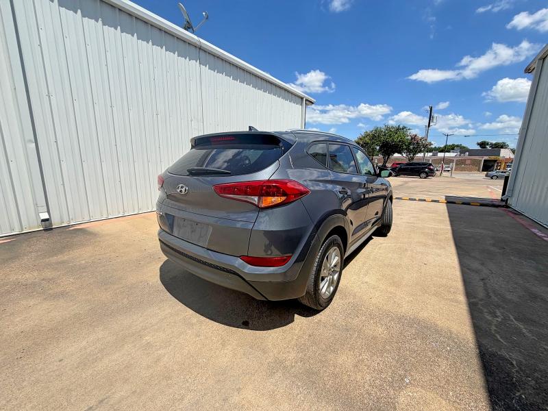 2018 Hyundai Tucson VIN KM8J33A4XJU598151 COPART salvage auction — MINOR DENT/SCRATCHES, Tx - Certificate Of Title (P), sold $1,150 on 2026-07-08 (photo 4)
