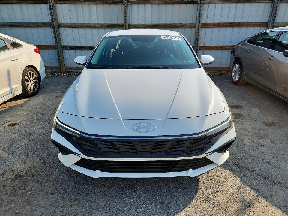 2026 Hyundai Elantra VIN KMHLM4DJ4TU199915 COPART salvage auction — REAR END, Sc - Certificate Of Title, sold $12,900 on 2026-07-27 (photo 5)