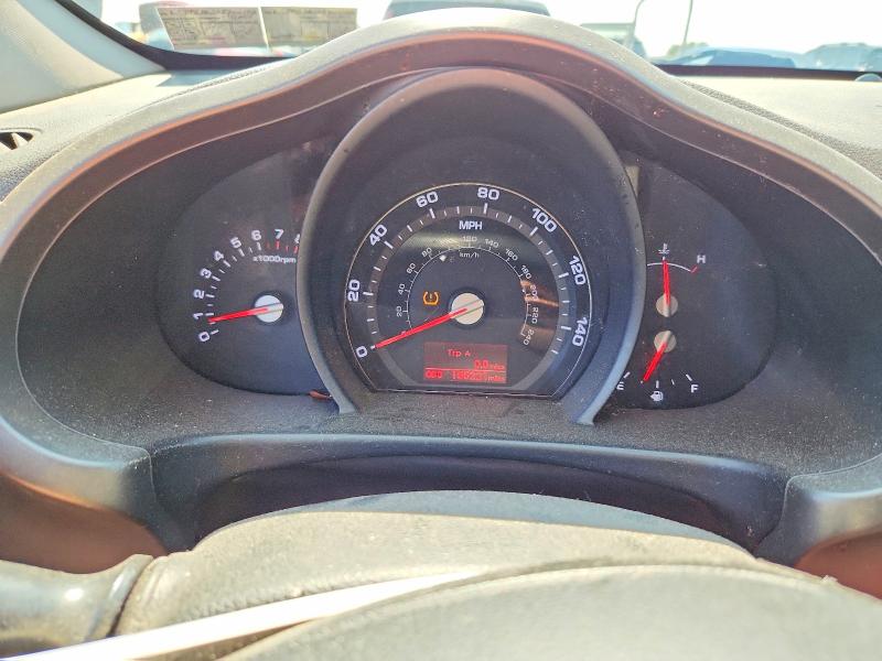 2011 Kia Sportage VIN KNDPB3A29B7091726 COPART salvage auction — MINOR DENT/SCRATCHES, PA - CERT OF TITLE, sold $400 on 2026-07-24 (photo 9)