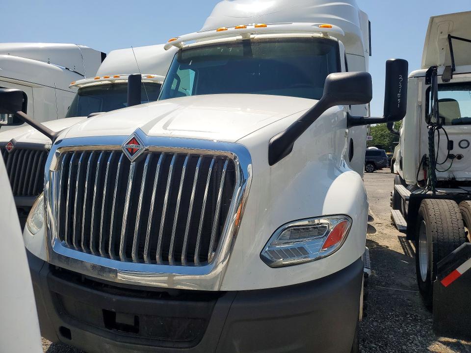 2019 International VIN 3HSDZAPR6KN333659 COPART salvage auction — MINOR DENT/SCRATCHES, NJ - CERTIFICATE OF TITLE, sold $1,800 on 2026-07-28 (photo 5)