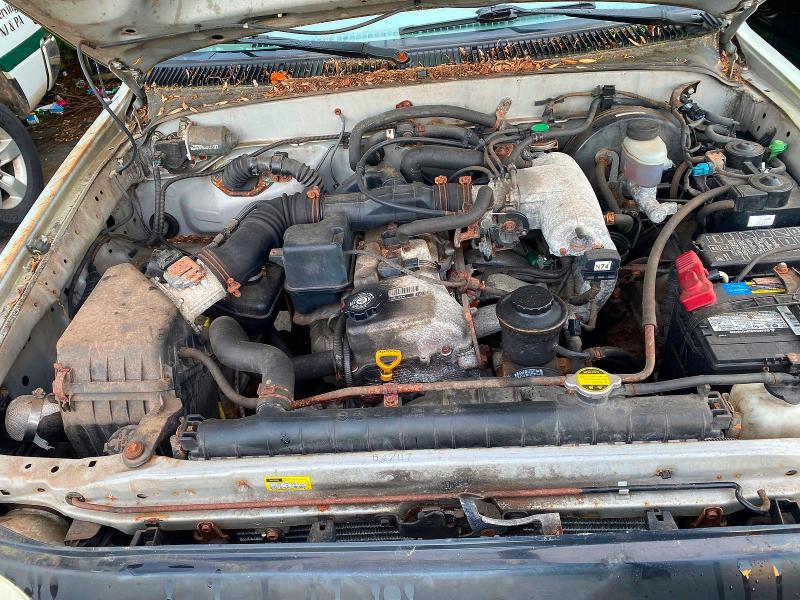 2001 Toyota Tacoma VIN 5TEPM62N812782466 COPART salvage auction — MINOR DENT/SCRATCHES, Ct - Certificate Of Title (P), sold $2,350 on 2026-07-09 (photo 7)