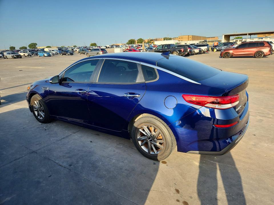 2019 Kia Optima VIN 5XXGT4L37KG364095 COPART salvage auction — FRONT END, TX - CERTIFICATE OF TITLE, sold $1,400 on 2026-07-27 (photo 2)