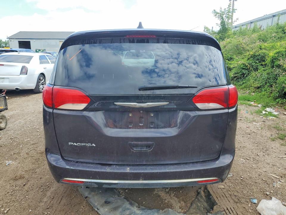 2017 Chrysler Pacifica VIN 2C4RC1BG4HR745611 COPART salvage auction — FRONT END, Salvage Title, sold $2,150 on 2026-07-29 (photo 6)