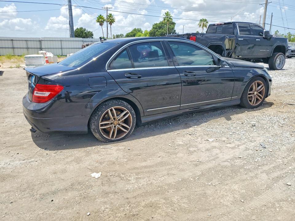 2013 Mercedes-benz VIN WDDGF4HB4DR271032 COPART salvage auction — FRONT END, Fl - Cert Of Title Slvg Rebuildable, sold $550 on 2026-08-07 (photo 3)