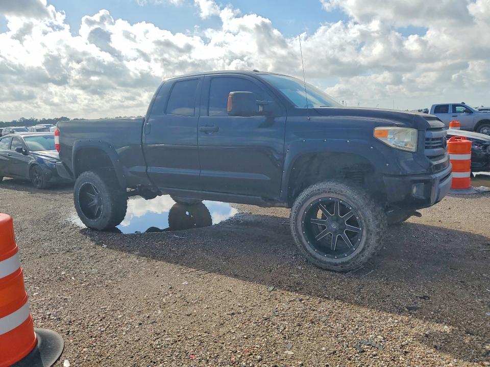 2014 Toyota Tundra VIN 5TFUW5F18EX353954 COPART salvage auction — MECHANICAL, Tx - Certificate Of Title, sold $6,500 on 2026-07-13 (photo 4)