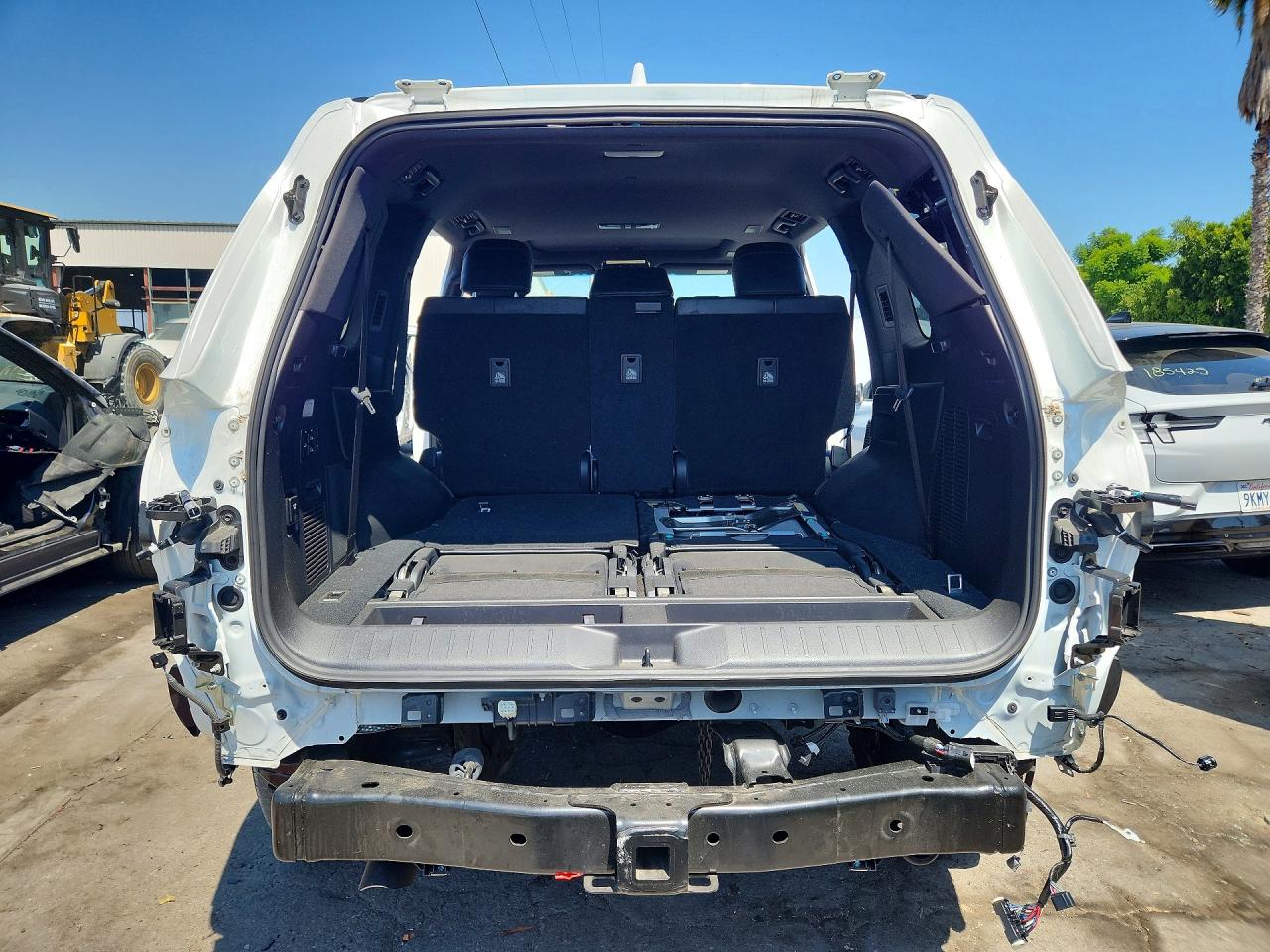 2025 Lexus LX 600 VIN JTJGB7CX0S4082413 COPART salvage auction — Stripped, CA - SALVAGE CERTIFICATE, sold $38,000 on 2026-08-11 (photo 6)