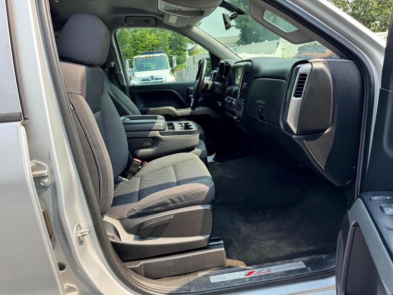 2018 Chevrolet Silverado VIN 1GCVKREC3JZ373599 COPART salvage auction — MINOR DENT/SCRATCHES, Ma - Certificate Of Title, sold $7,100 on 2026-08-24 (photo 9)
