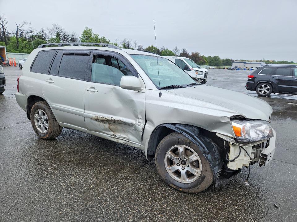 2005 Toyota Highlander VIN JTEEP21A550122263 COPART salvage auction — FRONT END, Ny - Mv-907A Salvage Certificate, sold $800 on 2026-07-15 (photo 4)