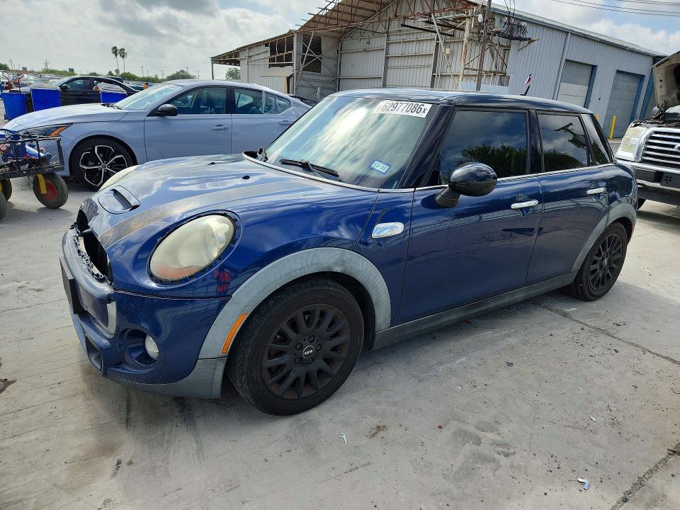 2016 Mini Cooper VIN WMWXU3C51G2B63069 COPART salvage auction — MECHANICAL, Tx - Certificate Of Title, sold $300 on 2026-08-04 (photo 1)