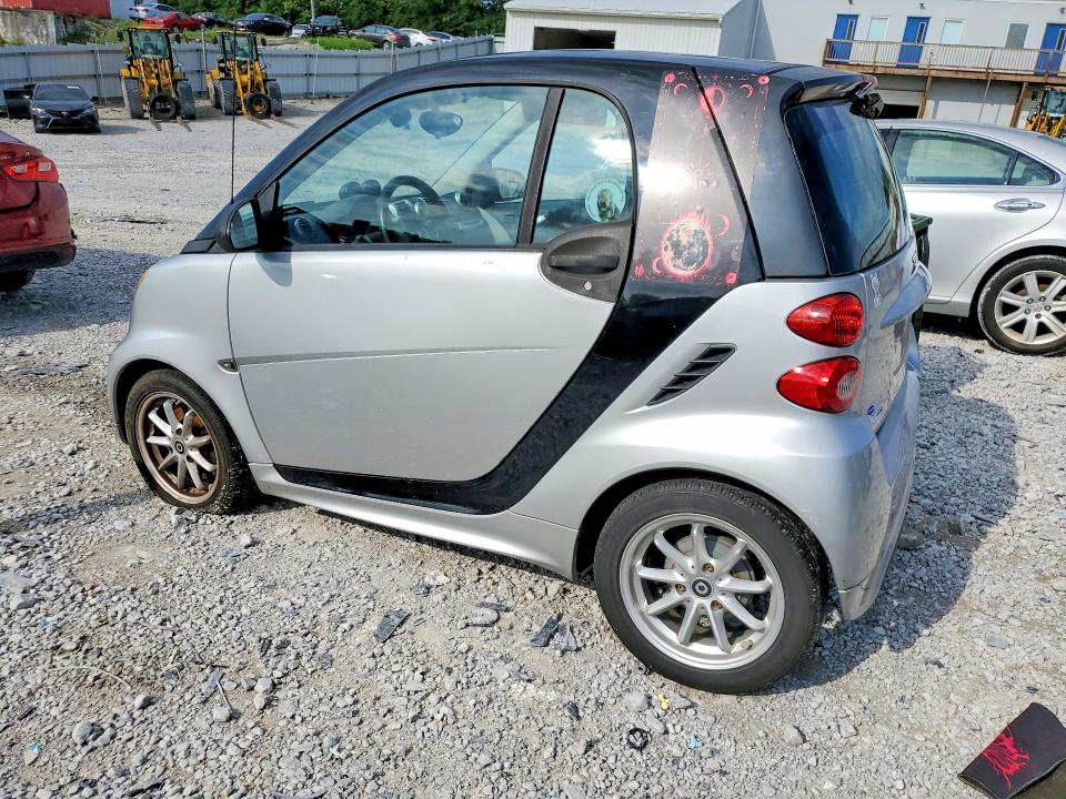 2016 Smart Fortwo VIN WMEEJ9AAXGK842388 COPART salvage auction — UNDERCARRIAGE, Ky - Cert Of Title-Salvage, sold $1,250 on 2026-09-04 (photo 2)