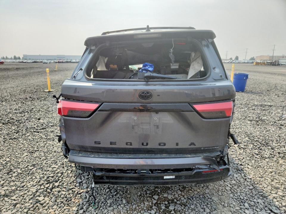 2025 Toyota Sequoia VIN 7SVAAABA2SX050623 COPART salvage auction — ROLLOVER, WA - BILL OF SALE, sold $1,600 on 2026-07-29 (photo 6)