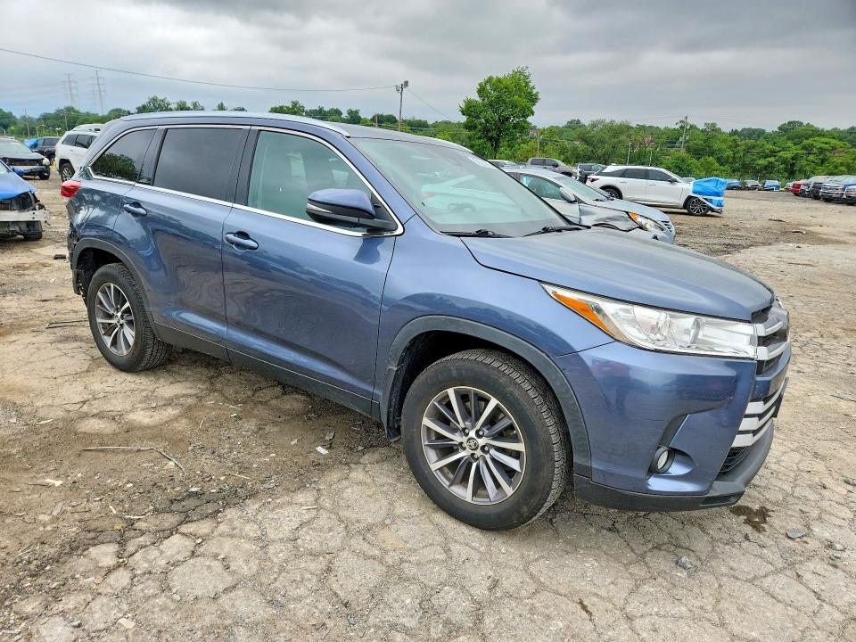 2019 Toyota Highlander VIN 5TDJZRFH4KS989853 COPART salvage auction — REAR END, Md - Cert Of Salvage > 75% Damage, sold $7,800 on 2026-07-16 (photo 4)