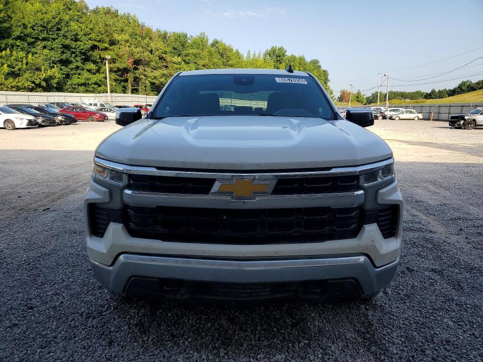 2023 Chevrolet Silverado 1500 VIN 1GCUDDED0PZ329134 COPART salvage auction — MINOR DENT/SCRATCHES, MS - CERTIFICATE OF TITLE, sold $12,400 on 2026-07-30 (photo 5)