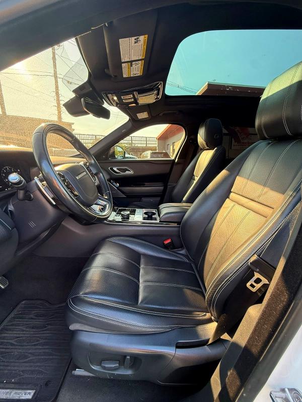 2019 Land rover RANGE ROVER VIN SALYL2EX7KA779656 COPART salvage auction — MINOR DENT/SCRATCHES, Ny - Certificate Of Title (P), sold $15,100 on 2026-08-23 (photo 5)