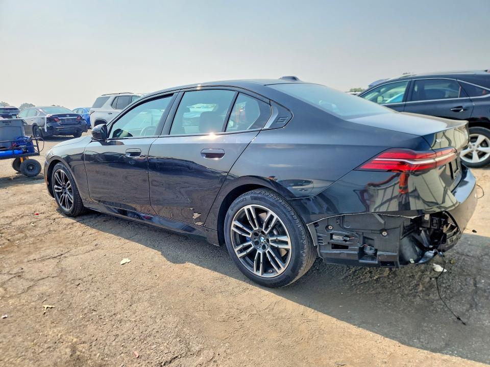 2025 BMW 5er VIN WBA53FJ01SCT27195 COPART salvage auction — REAR END, Pa - Certificate Of Salvage, sold $34,500 on 2026-08-11 (photo 2)