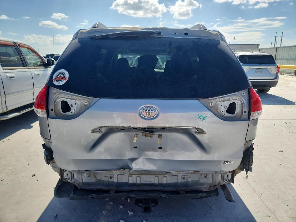 2013 Toyota VIN 5TDYK3DC5DS389627 COPART salvage auction — REAR END, Tx - Salvage Vehicle Title, sold $350 on 2026-07-21 (photo 6)
