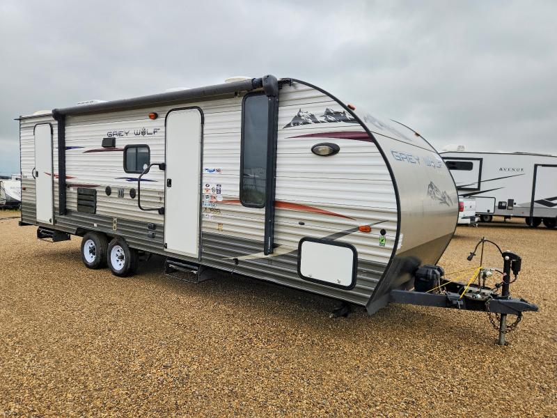 2015 Foresriver VIN 4X4TCKY28FK026942 COPART salvage auction — VANDALISM, AB - BOS - SALVAGE, sold $2,050 on 2026-09-03 (photo 1)