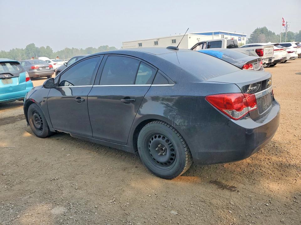 2015 Chevrolet Cruze VIN 1G1PE5SB2F7238162 COPART salvage auction — FRONT END, ON - PERMIT NO BRAND - UNFIT, sold $200 on 2026-07-30 (photo 2)