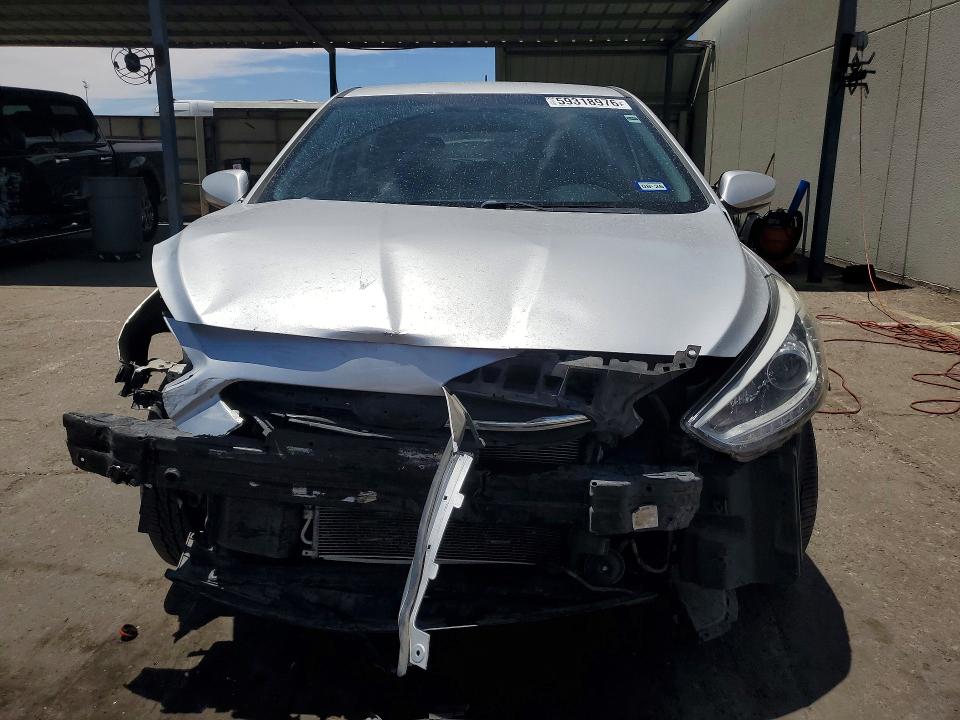 2015 Hyundai VIN KMHCU5AE5FU233037 COPART salvage auction — FRONT END, Tx - Salvage Vehicle Title, sold $600 on 2026-07-24 (photo 5)
