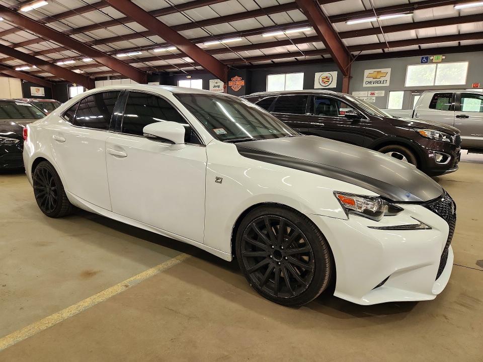 2015 Lexus Is VIN JTHBE1D22F5014844 COPART salvage auction — MINOR DENT/SCRATCHES, Ma - Certificate Of Title, sold $8,100 on 2026-07-30 (photo 4)