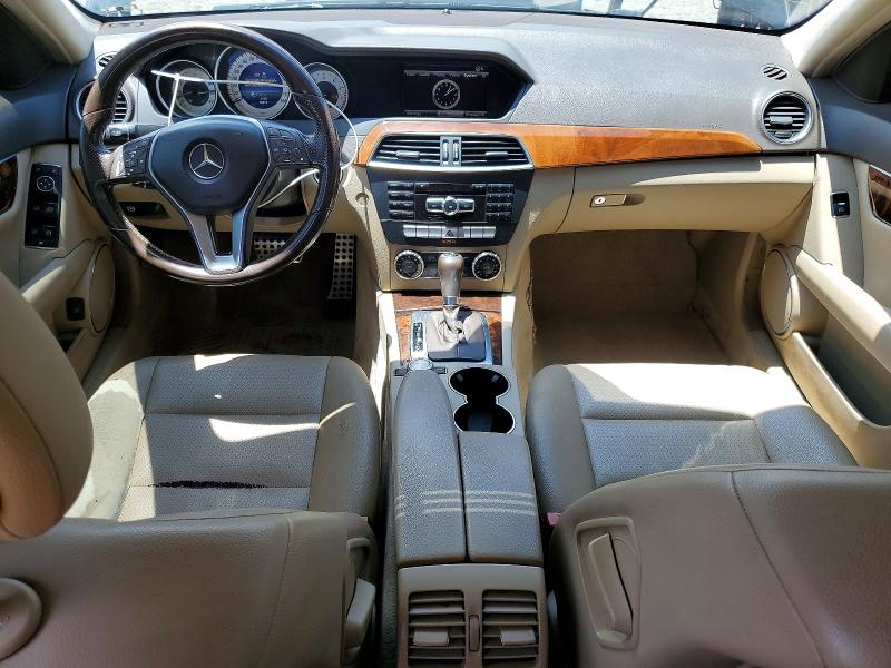 2014 Mercedes-benz C-klasse VIN WDDGF4HB8EA900324 COPART salvage auction — MINOR DENT/SCRATCHES, Ca - Dis/Dlr/Exp Only Clean Title, sold $250 on 2026-07-27 (photo 8)