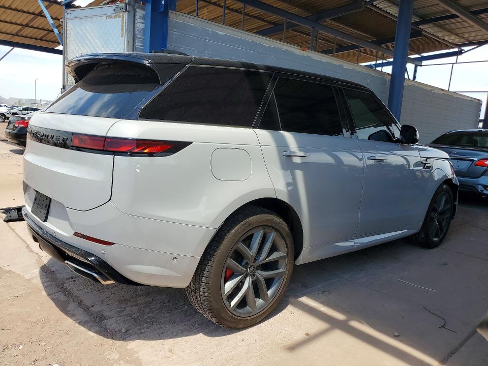 2025 Land rover Range rover sport VIN SAL1L9E48SA456751 COPART salvage auction — FRONT END, Az - Cert Of Title - Salvage, sold $62,500 on 2026-08-25 (photo 3)