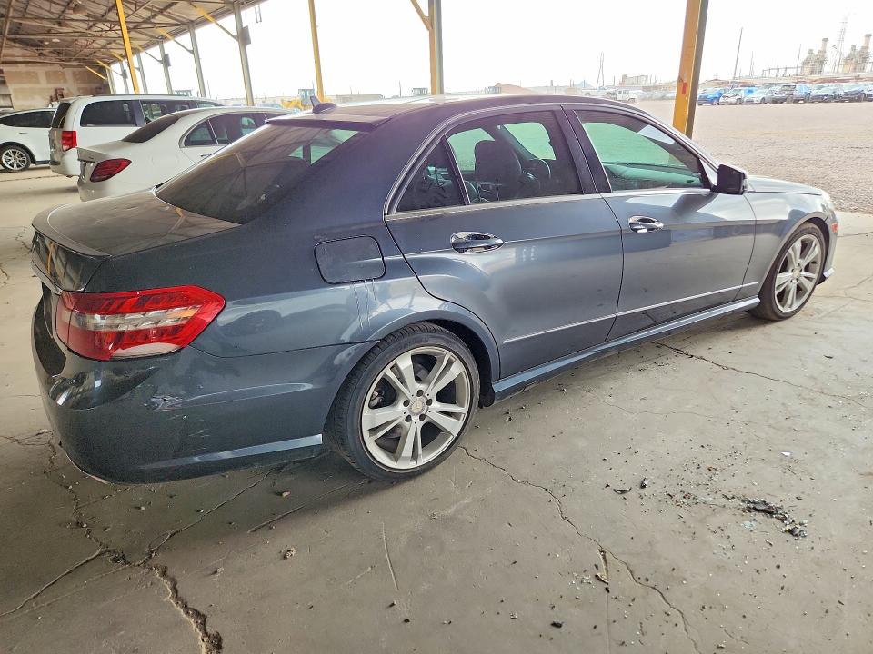 2013 Mercedes-benz E-class VIN WDDHF5KB6DA707686 COPART salvage auction — MINOR DENT/SCRATCHES, Az - Certificate Of Title, sold $750 on 2026-07-27 (photo 3)