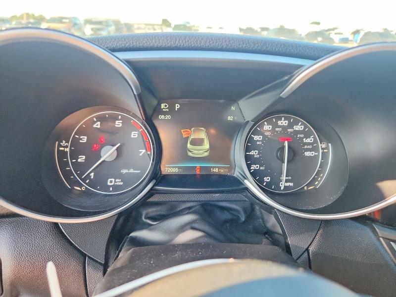 2017 Alfa romeo Giulia VIN ZARFAEEN9H7555238 COPART salvage auction — MINOR DENT/SCRATCHES, Tn - Salvage Certificate (P), sold $2,100 on 2026-08-03 (photo 9)